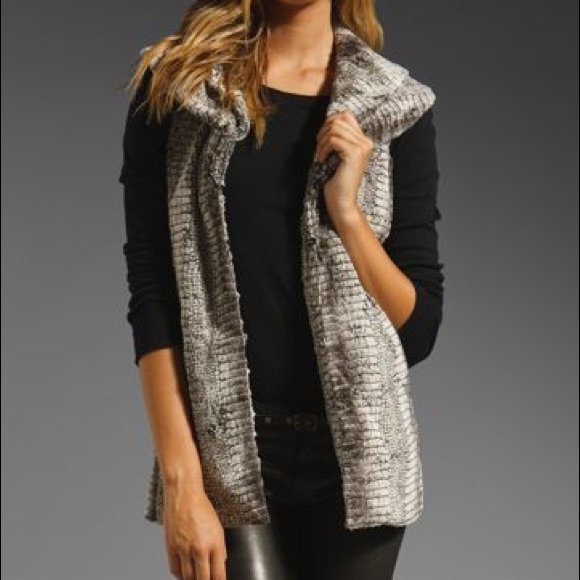 Alice Olivia Kelsi Double Vest Faux Fur 